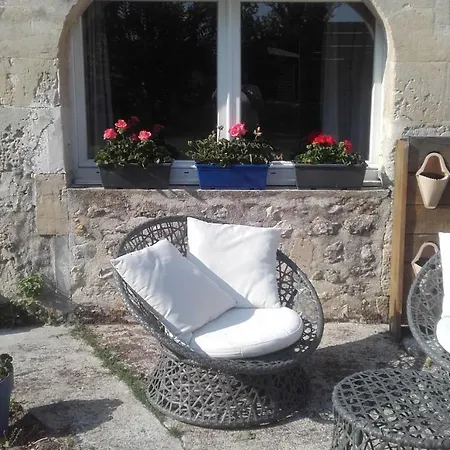 Bed and Breakfast Les Demeures de la Laigne à Allas-Bocage Extérieur photo