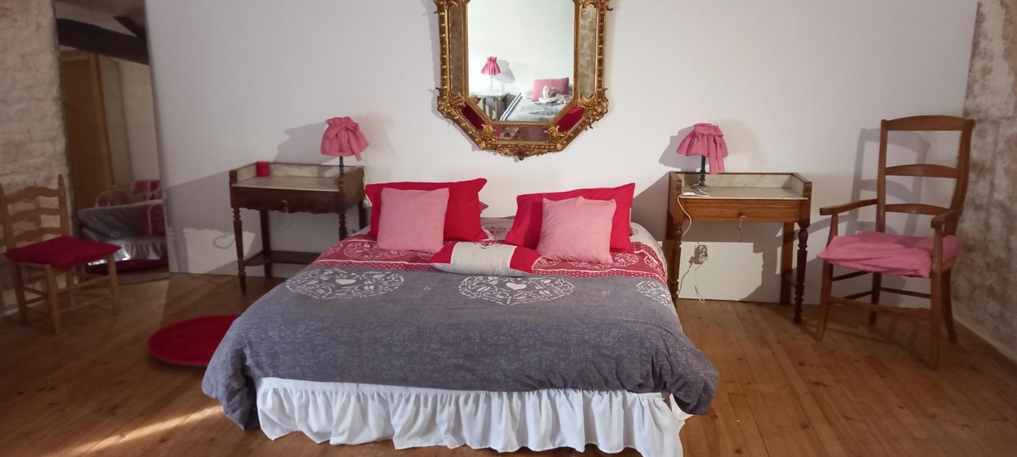 Les Demeures De La Laigne Bed & Breakfast