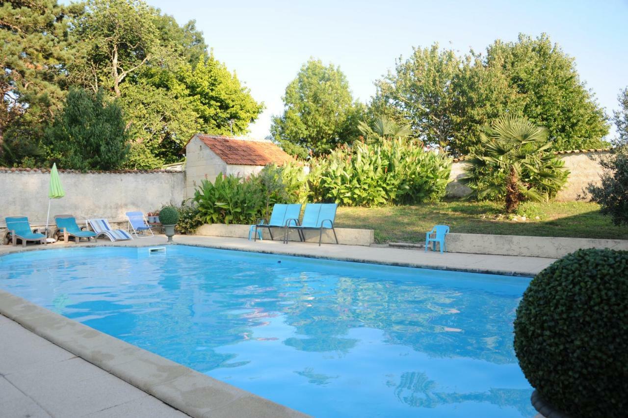 Les Demeures De La Laigne *